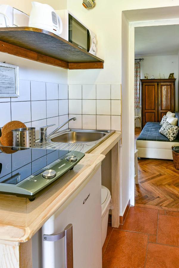 Halhaza Vendeghaz Apartment Sirok Luaran gambar
