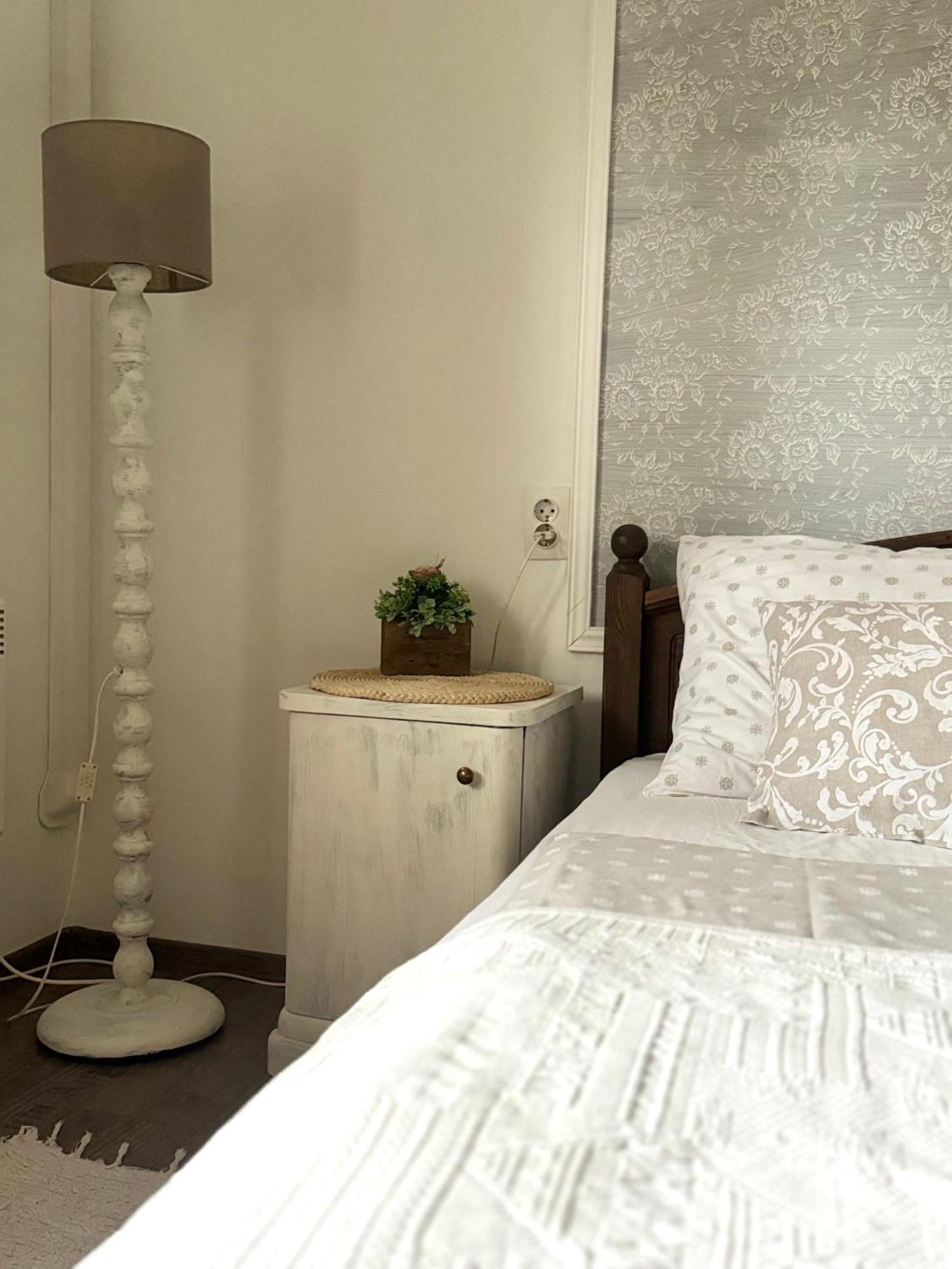 Halhaza Vendeghaz Apartment Sirok Luaran gambar